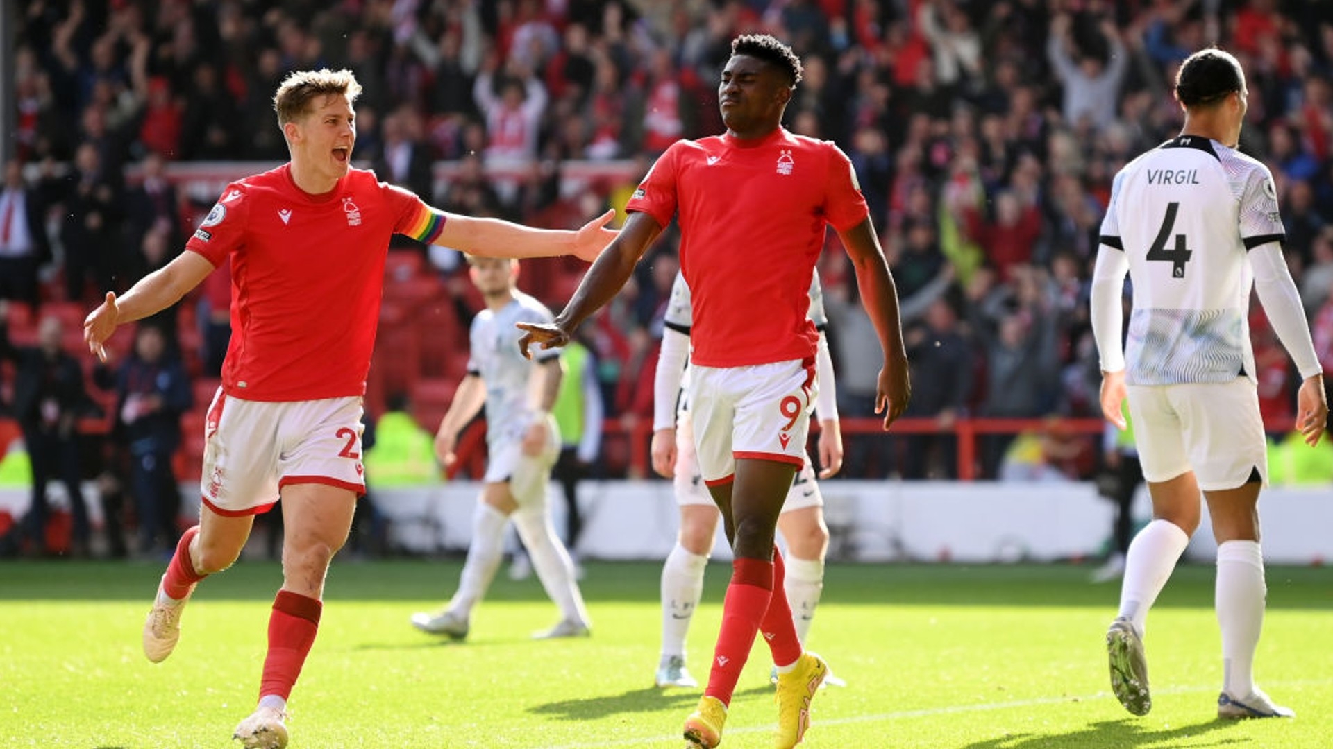 也显示出他 也显示出他